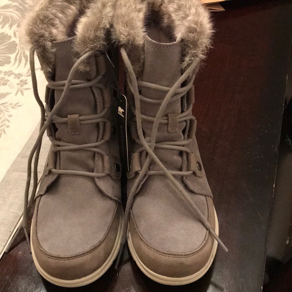 NWT Sorel Explorer Boot